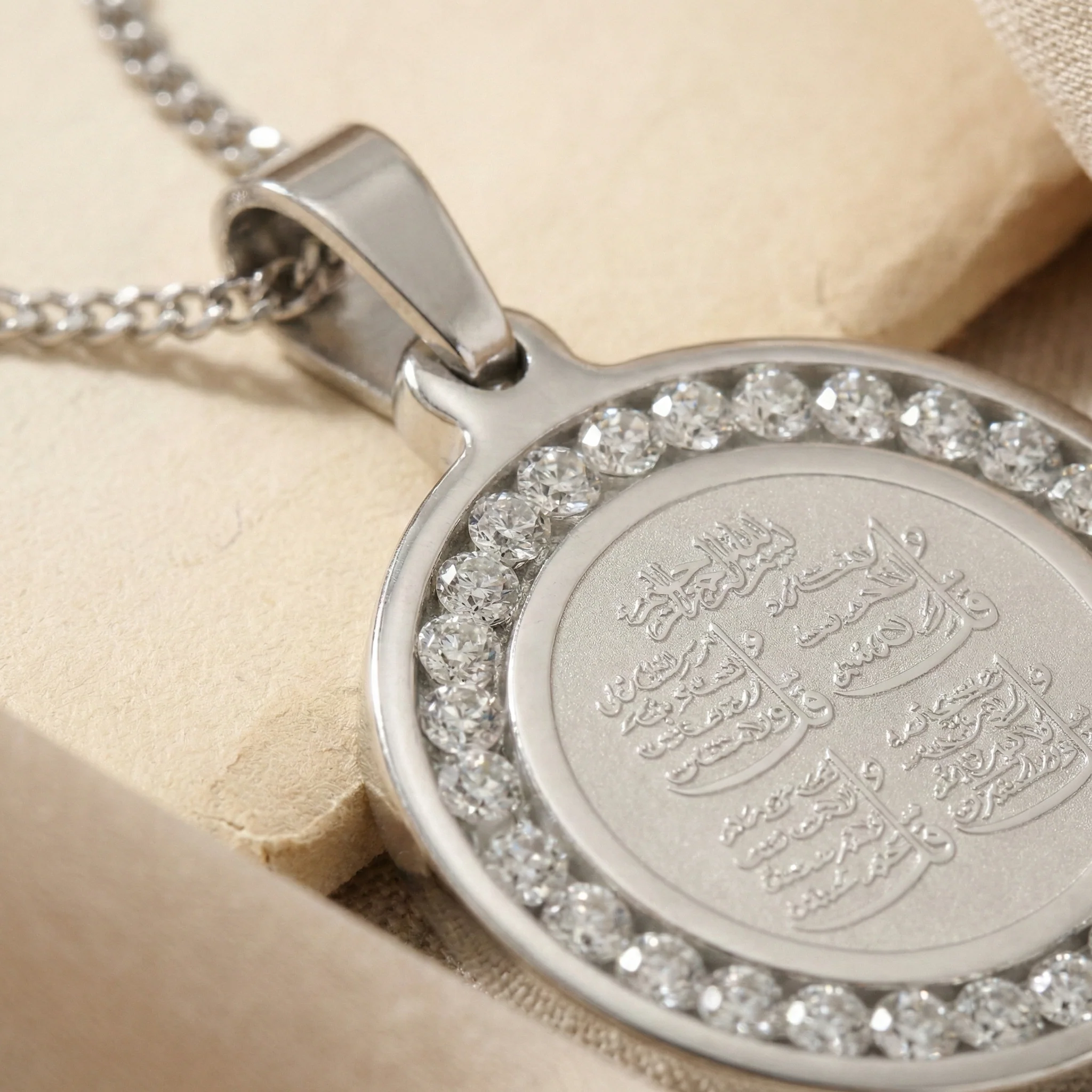 4Qul Crystal Necklace - Image 4