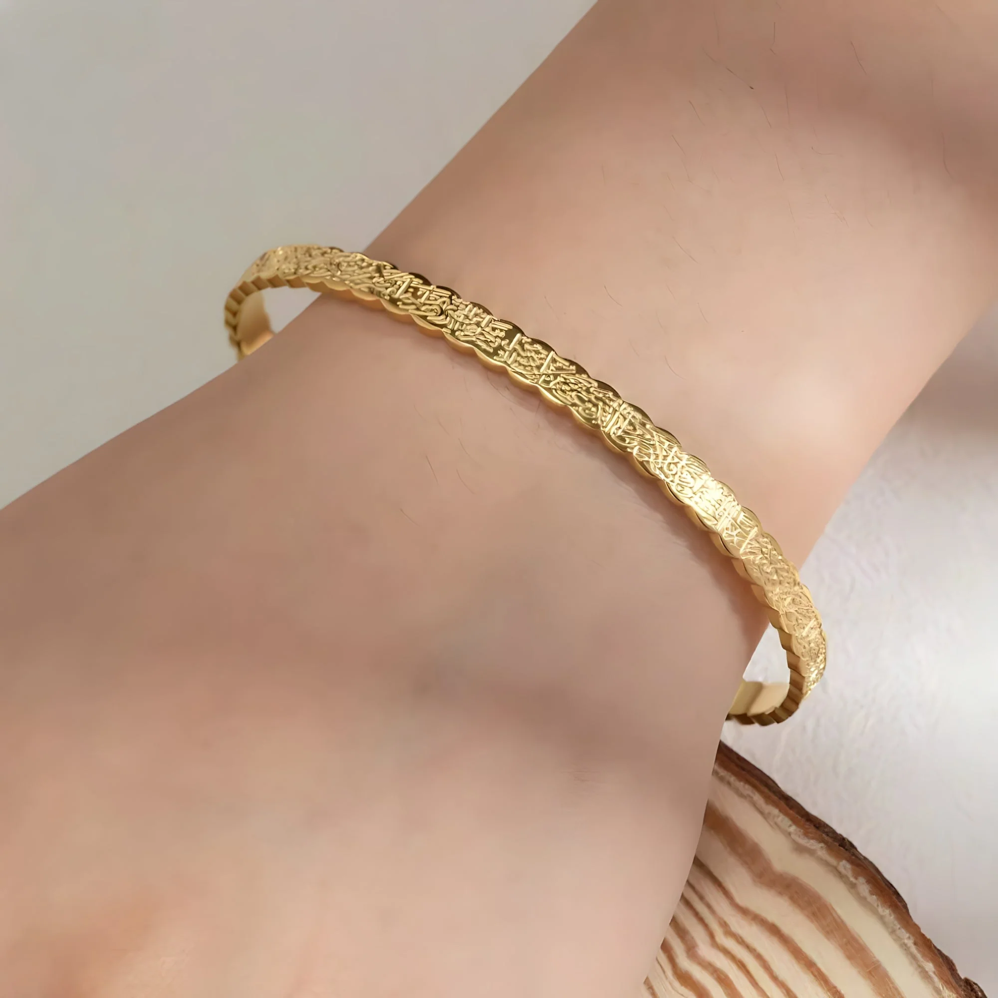 Ayatul Kursi Rippled Cuff - Image 6