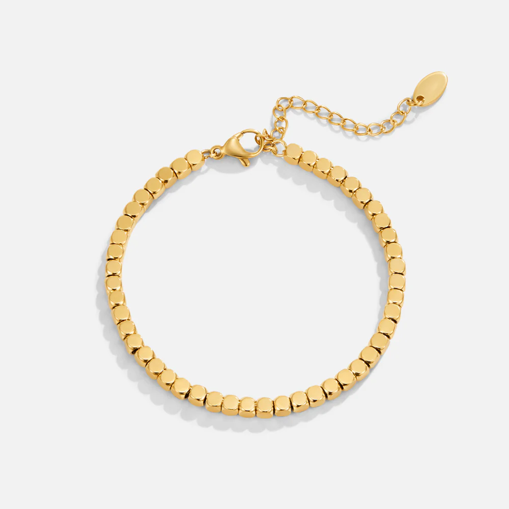 Lexi 18K Gold Cube Bracelet - Image 3