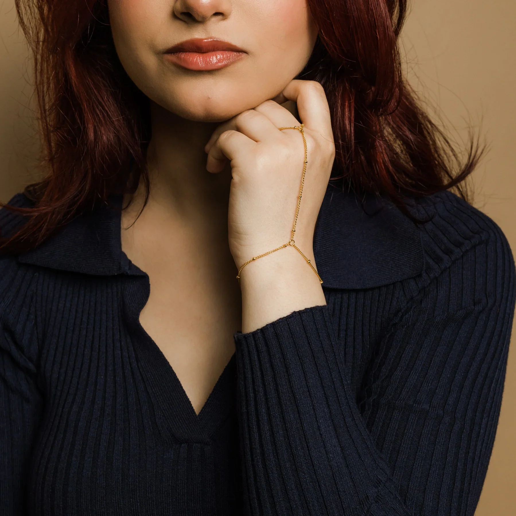 Qamar Nura Hand Chain - Image 4