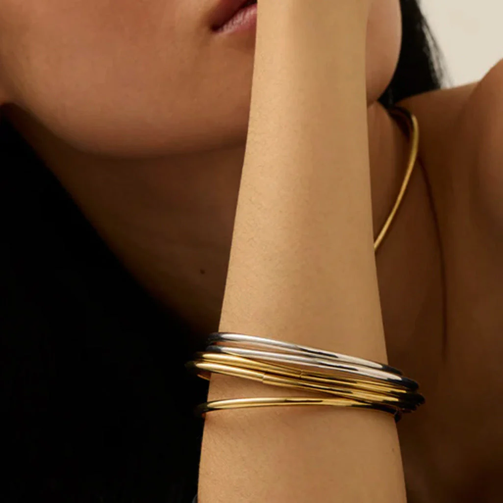 Shannon Gold Bangle Set - Image 7